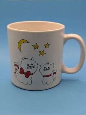 Vintage White Cat Print Ceramic Mug